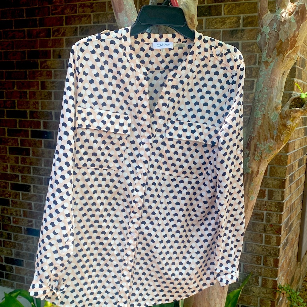 Calvin Klein  Blouse with Polka Dot Print🖤🖤😻